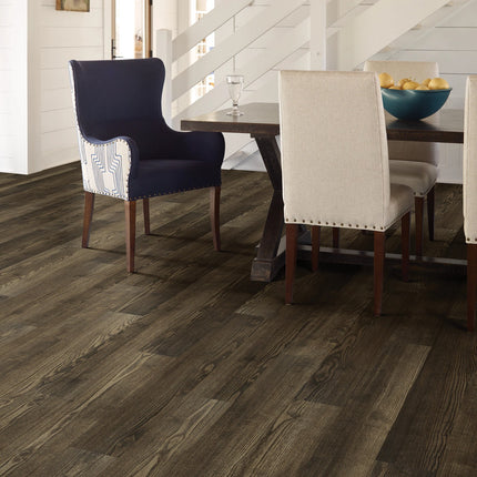 Symbiotic 12 Sweetgum in a room setting