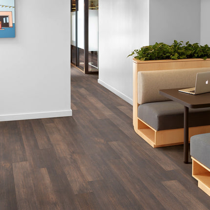 Symbiotic 30 Thicket in a room setting