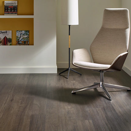 Breaker's Point 12 Iron Mountain in a room setting