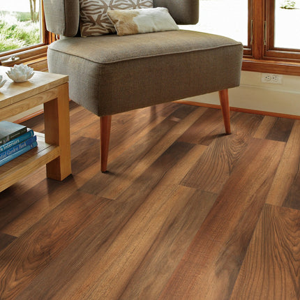 Frontier Plus Amber Oak in a room setting